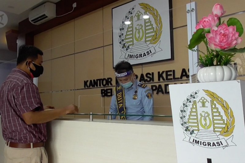 Imigrasi Belakang Padang kurangi kuota pengurusan paspor
