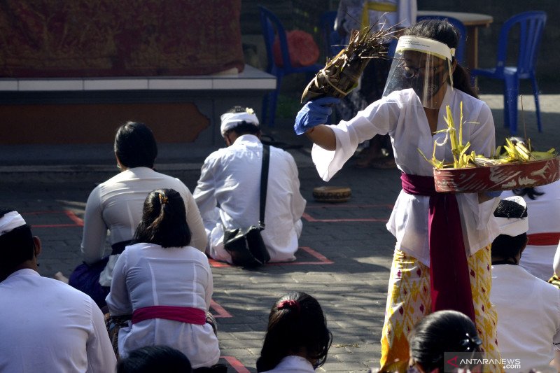 Hari Raya Saraswati