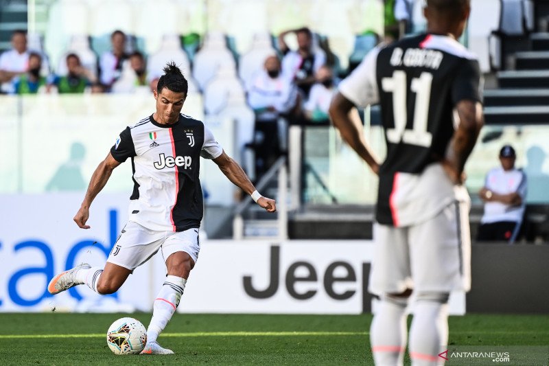 Juve menang 4-1 “derby della Mole” untuk unggul tujuh poin dalam klasemen