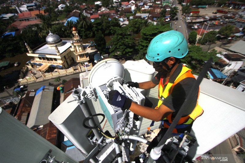 Industri telekomunikasi hadapi perang harga