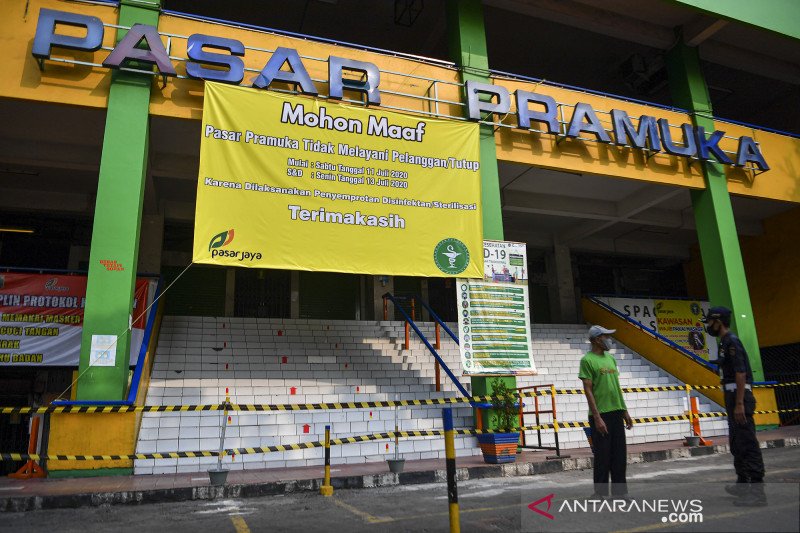 Seorang pedagang dinyatakan positif COVID-19, pasar Pramuka ditutup sementara
