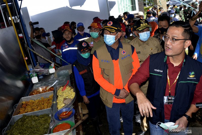 Kunjungan Mensos di Masamba