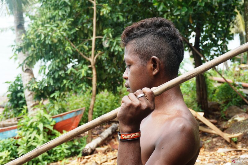 Anak Suku Laut Pulau Lipan