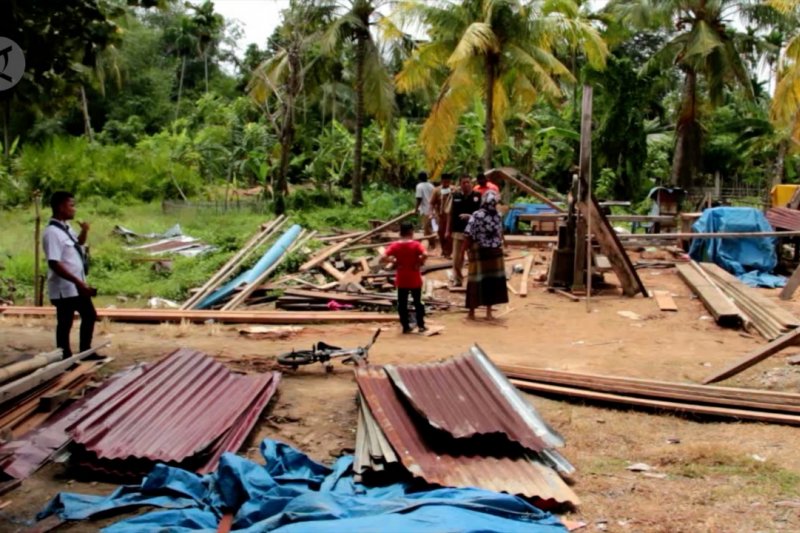 Angin puting beliung rusak puluhan rumah di Aceh Utara