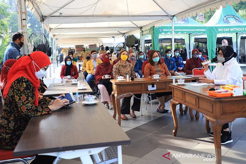 Pemkot Surabaya libatkan mahasiswa kedokteran tangani COVID-19