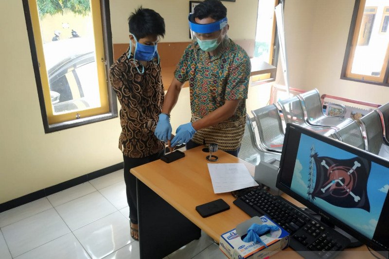 Polres Lombok Barat layani pembuatan SKCK secara daring