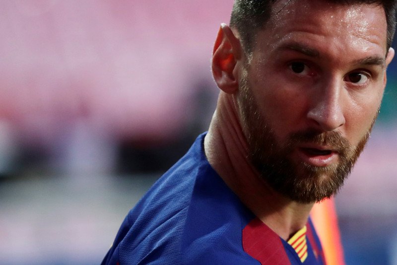 Barca hanya mempertahankan Messi dan tiga bintang