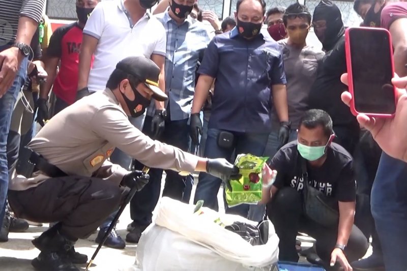 Polda Kalsel berhasil gagalkan penyelundupan 200 kilogram sabu-sabu