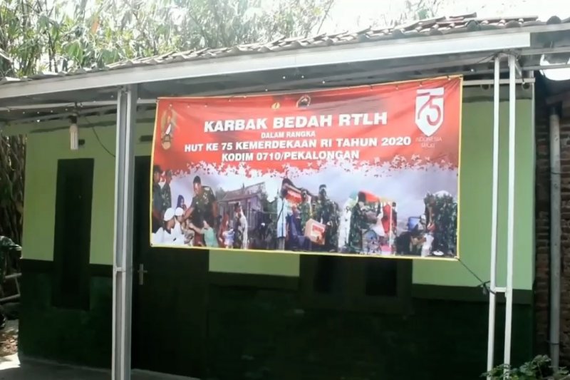 Kodim 0710 Pekalongan rehab dua rumah warga tak layak huni