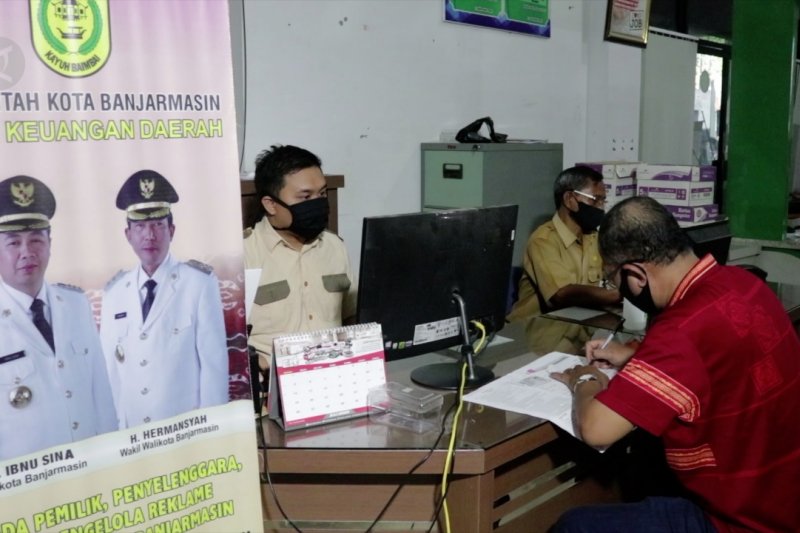 Pelayanan perizinan di Kota Banjarmasin dialihkan secara daring