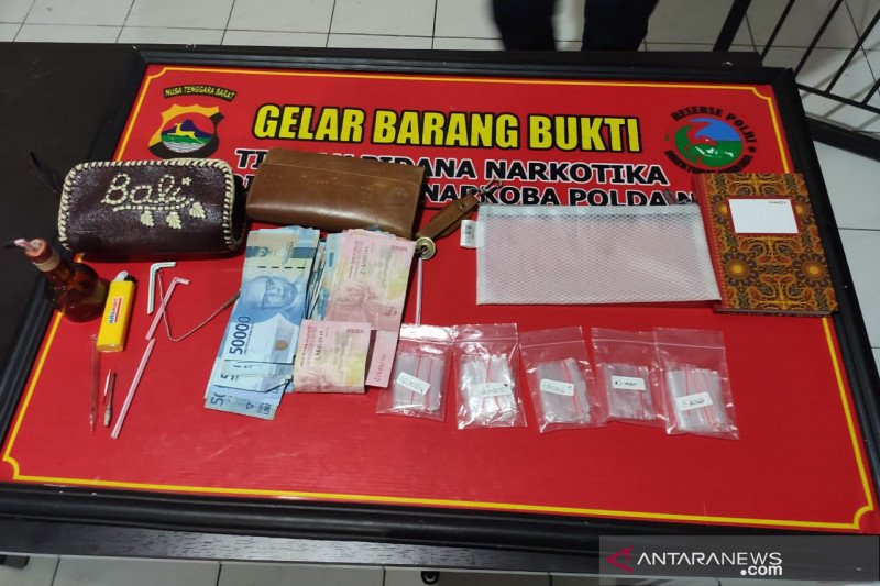 Polda NTB bekuk komplotan pengedar sabu-sabu di Mataram