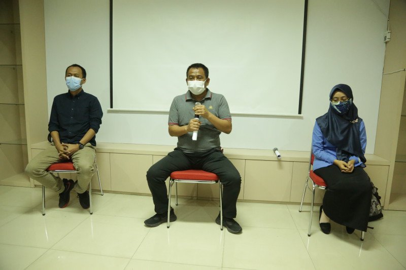 Pemkot Surabaya klarifikasi soal salah input gambar sekolah daring
