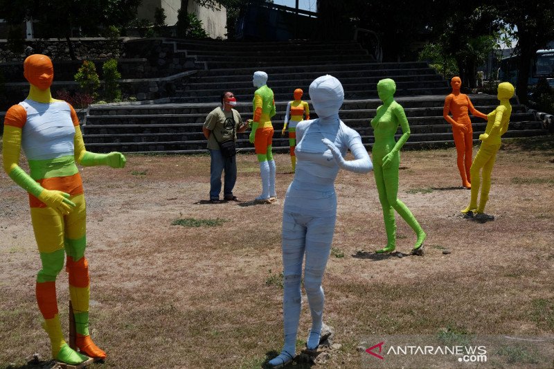 Pameran seni rupa tradisi di Solo