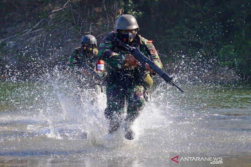 Latihan Satuan Lanjutan Korps Marinir
