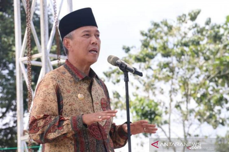 Bupati Tanah Datar Irdinansyah Tarmizi meninggal dunia