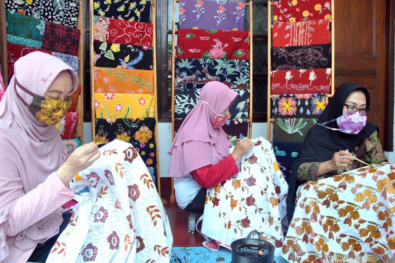  Cara  bedakan batik  asli dengan tekstil bercorak batik  DosooL