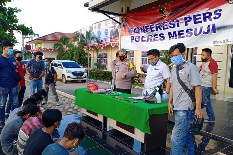 Polisi Mesuji masih kejar empat pelaku pencurian sarang burung walet