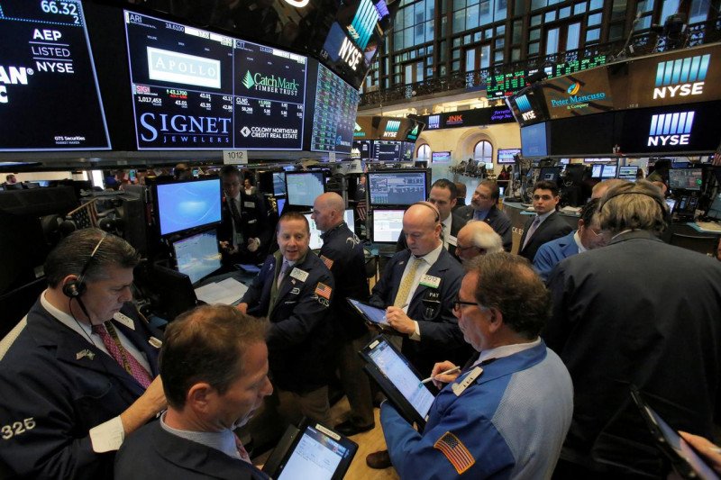 Wall Street dibuka merosot, tertekan data pengangguran AS tetap tinggi