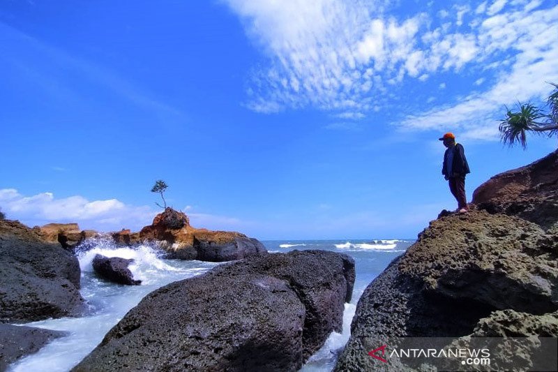 Pantai Padang Betuah jadi ikon wisata baru Bengkulu Tengah