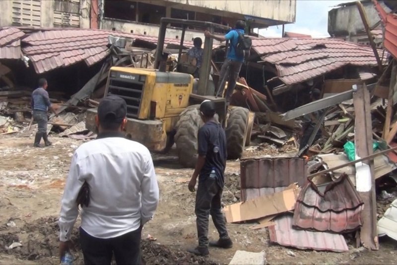 Bongkar pasar, Pemkot Ambon relokasi pedagang