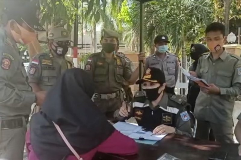 Dalam sepekan, denda Rp42 juta dari pelanggar disiplin masker di NTB