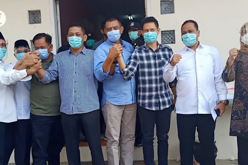 Empat pasangan peserta Pilkada Cilegon jalani "swab test" di RSUD Cilegon