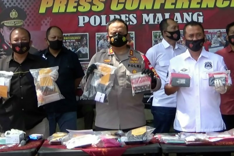 Kapolres Malang ajak warga perangi narkoba lewat Kampung Tangguh