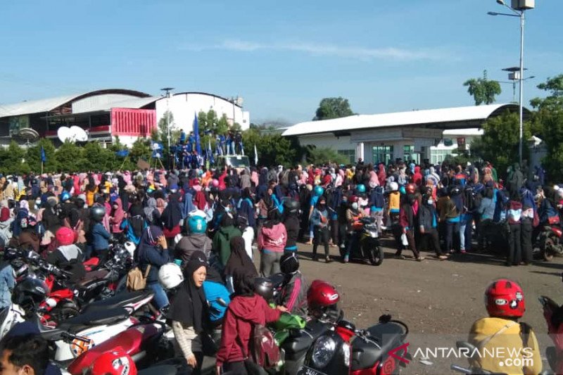 Polres Cianjur turunkan 300 personel amankan aksi ribuan buruh