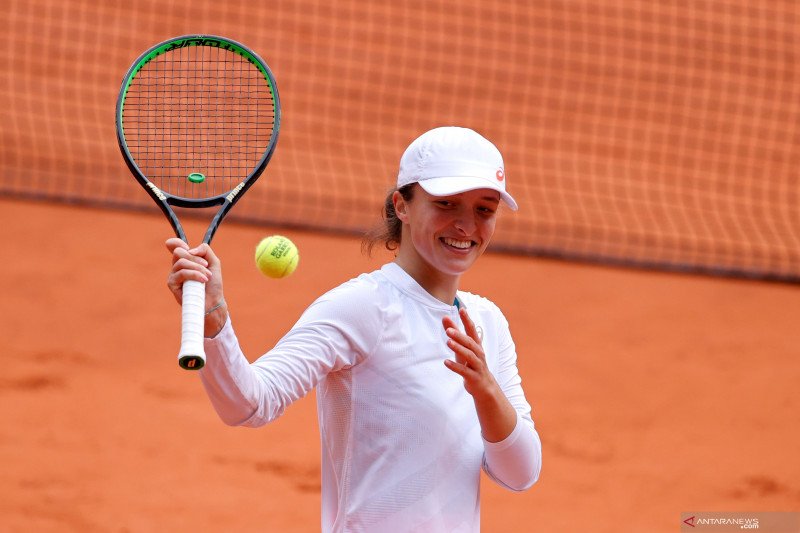 Tenis French Open: Swiatek melaju ke final setelah kalahkan Podoroska