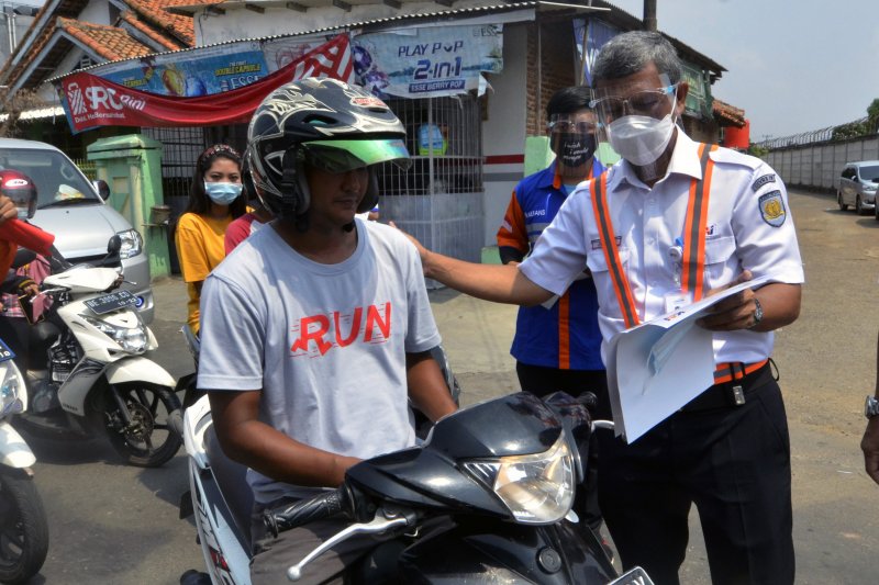 Sosialisasi keselamatan di perlintasan sebidang