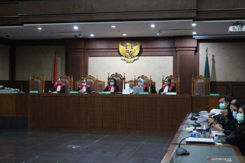 Heru Hidayat dituntut membayar uang pengganti Rp10,728 triliun