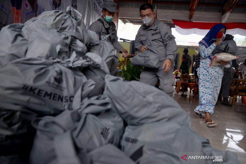 DISTRIBUSI BANTUAN COVID-19 DI PULAU TERLUAR