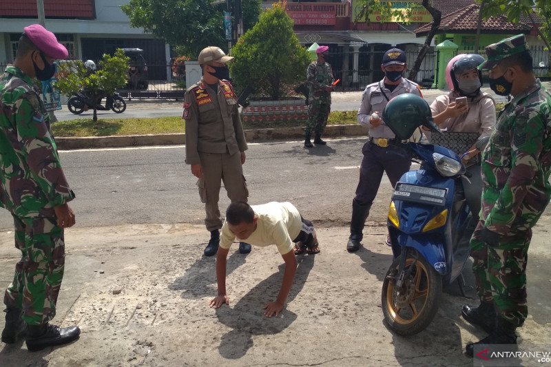 RAZIA MASKER DI BANDARLAMPUNG