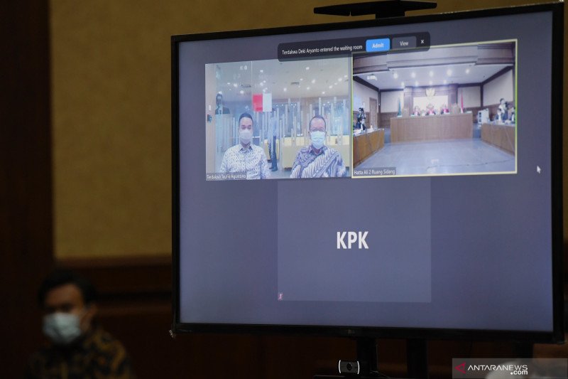 Pengacara Nurhadi beberkan sejumlah keanehan dakwaan