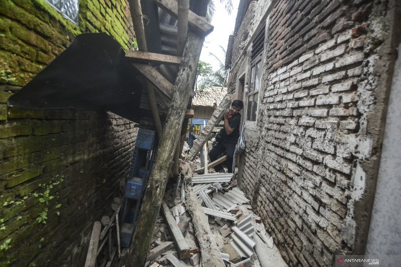 Dampak gempa Minggu pagi di Ciamis
