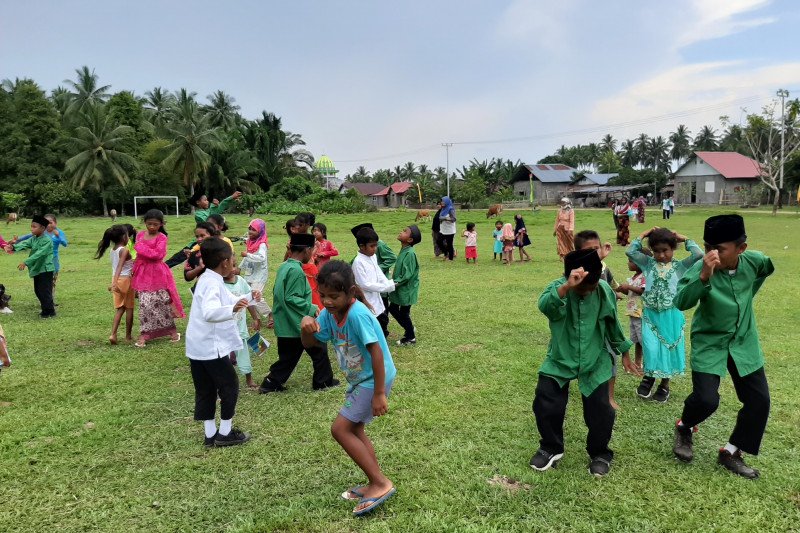 Desa pesisir Halmahera belajar tatap muka di tengah keterbatasan