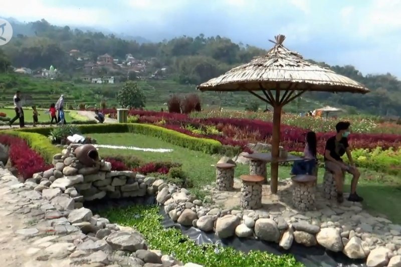 Wisata alam di Magetan diramaikan wisatawan dari luar daerah