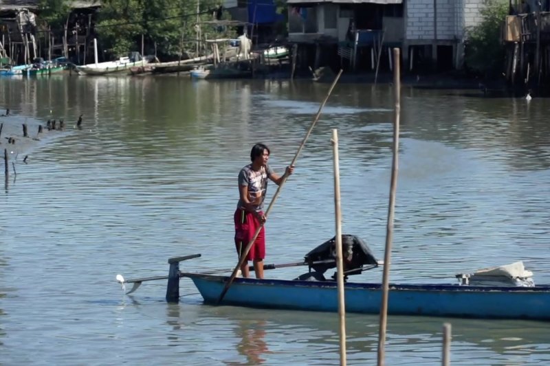 Normalisasi Teluk Lamong untuk alur khusus nelayanÂ