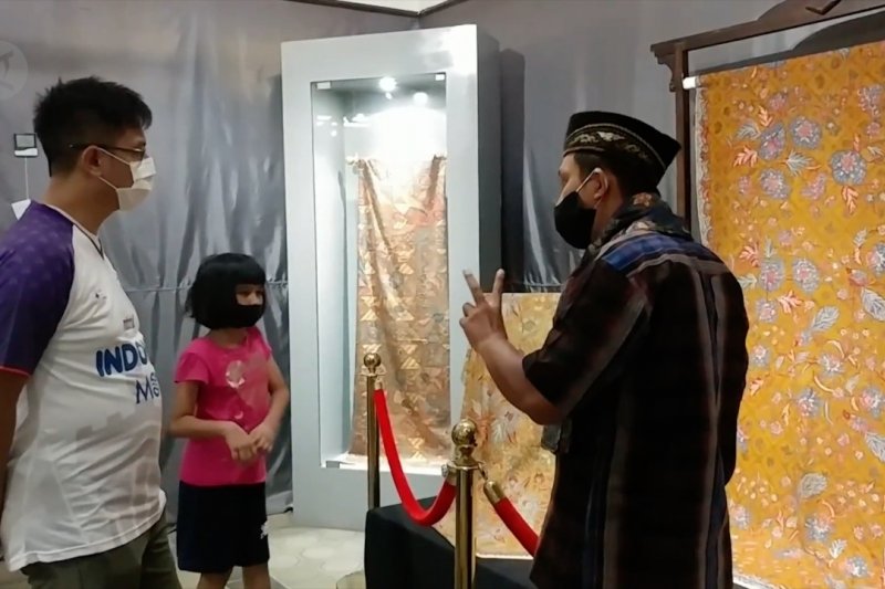 Meseum Batik Pekalongan pamerkan 100 koleksi terbaru