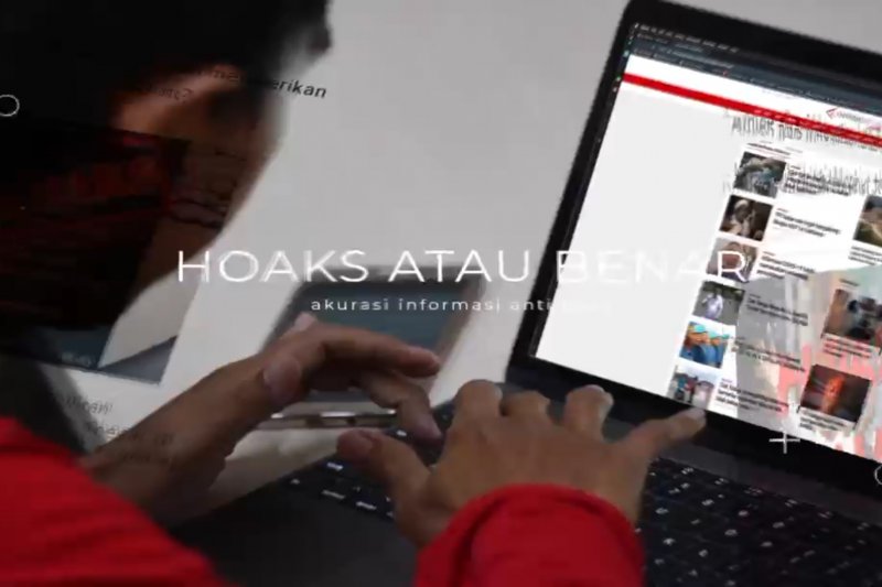 Hoaks atau Benar - Saat Presiden Jokowi klarifikasi deretan kabar bohong UU Cipta Kerja