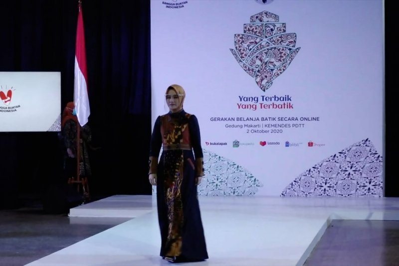 Menangkap peluang penjualan batik di tengah pandemi