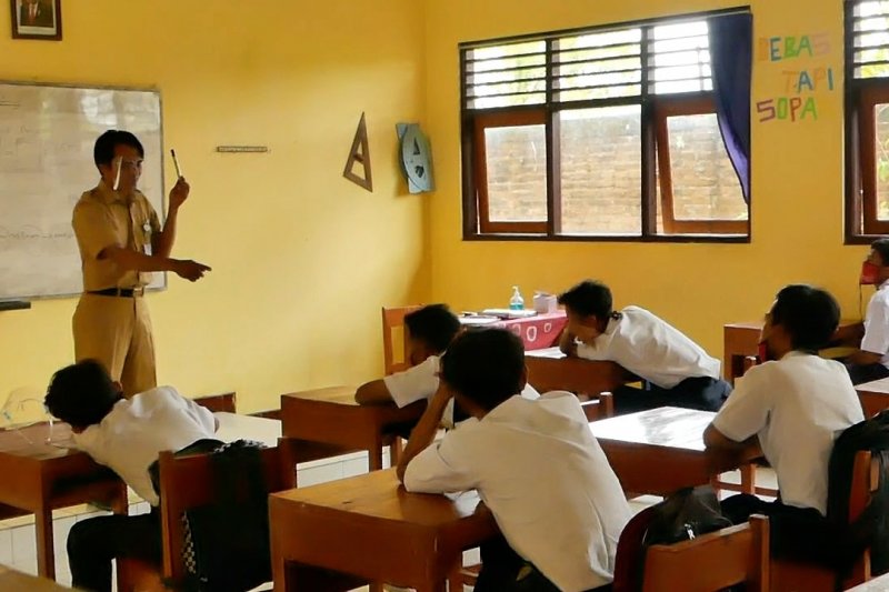 SMPN 2 Selopampang Temanggung gelar simulasi KBM tatap muka