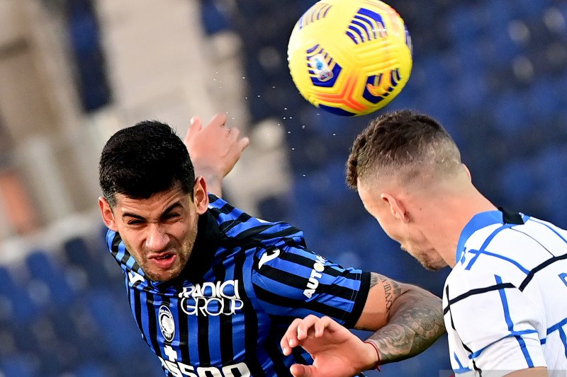 Duel biru-hitam antara Atalanta kontra Inter berakhir imbang 1-1