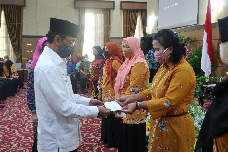 Wali Kota Mataram mengapresiasi kader posyandu wujudkan “Bangga Kencana”