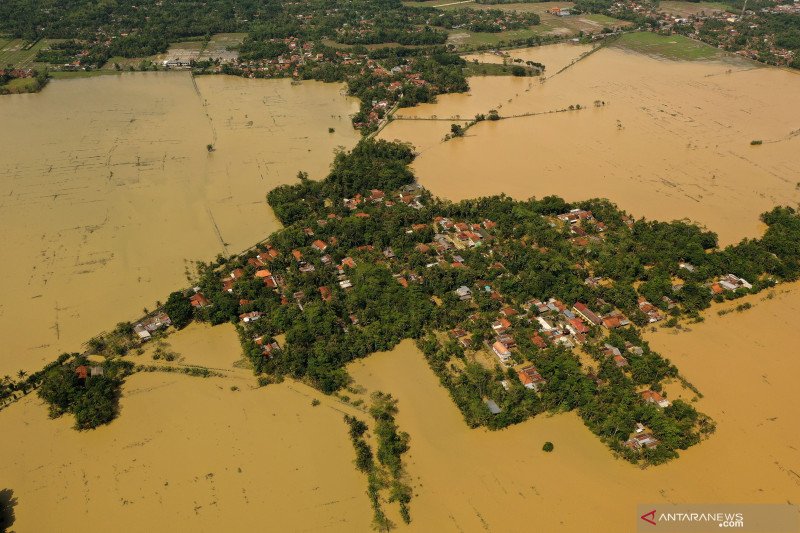 Banjir Cilacap meluas