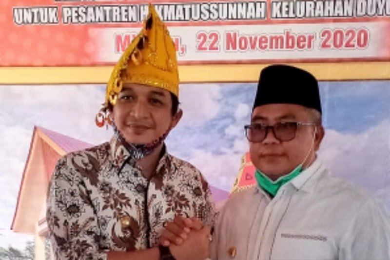 ini-7-artis-yang-pernah-berhasil-menang-pilkada-sebelumnya