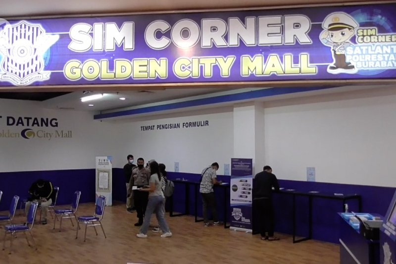 Polrestabes Surabaya buka pelayanan SIM di Golden City Mall
