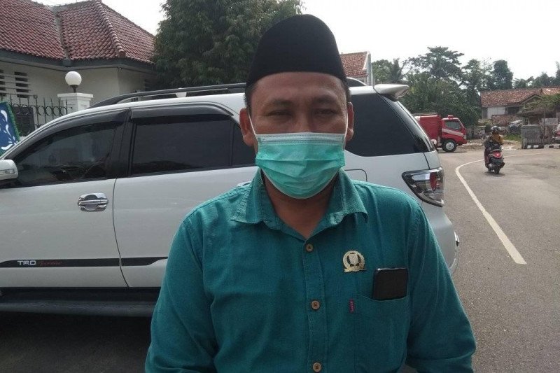 Legislatif Lebak surati Presiden Jokowi tolak tambang pasir emas