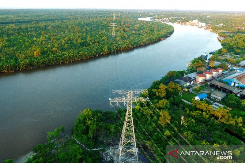 Dorong investasi, PLN siapkan interkoneksi listrik Kalbar-Kalteng