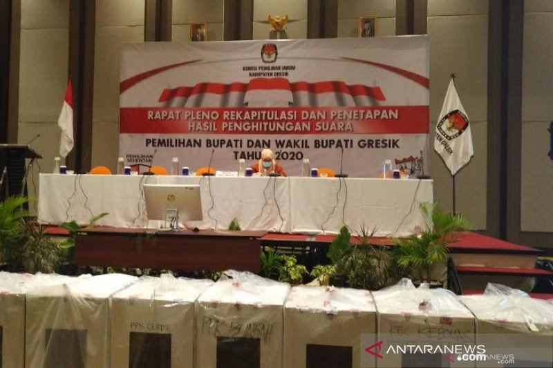 Pasangan "NIAT" unggul rekapitulasi Pilkada Gresik 2020